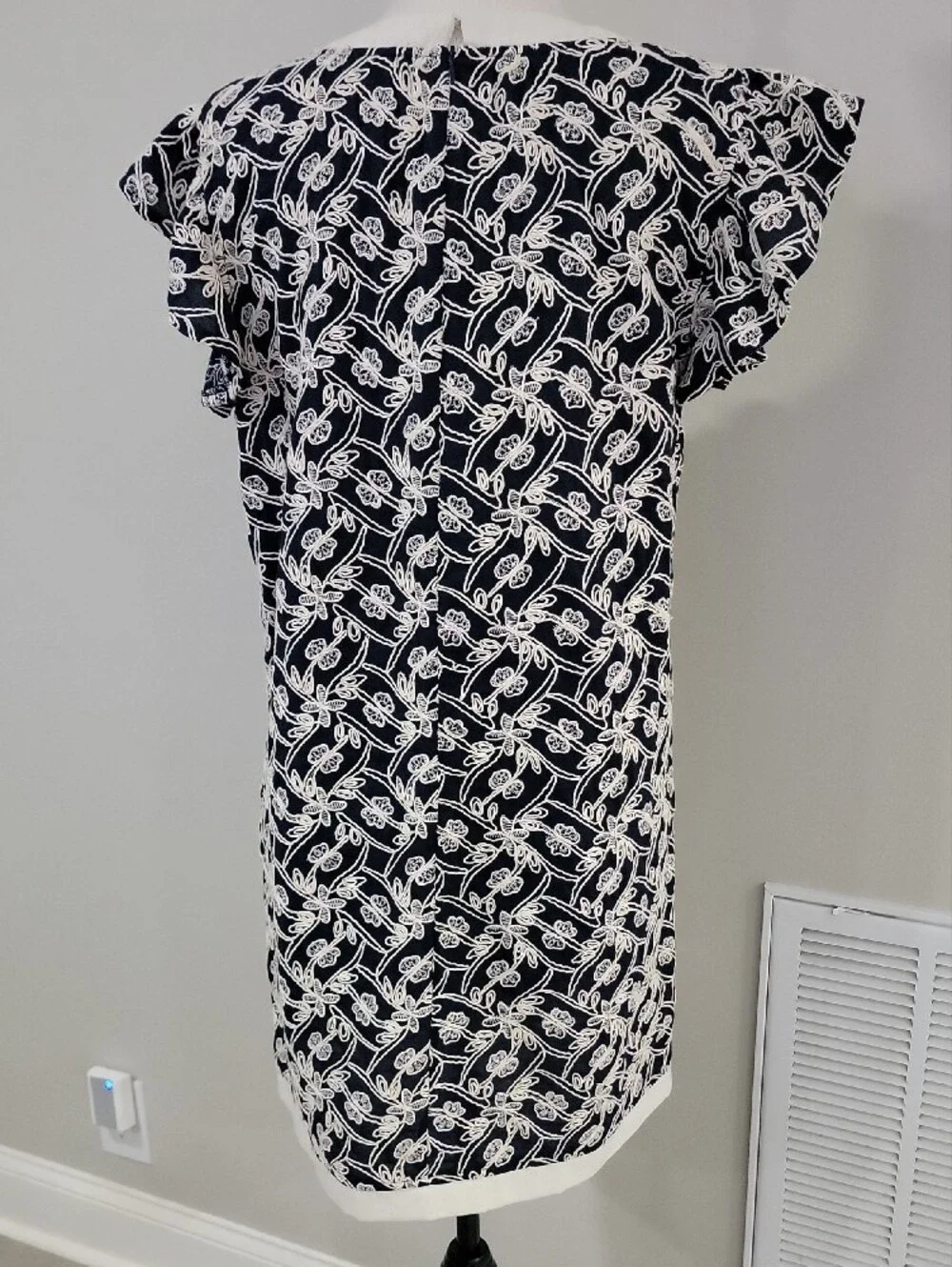 Voy Navy & Cream Tie-Neck Mini Dress